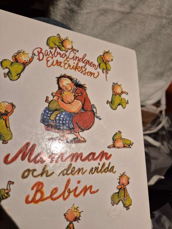 Bok Mamman och den lilla bebis