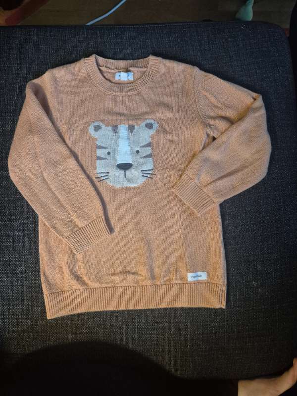 Newbie stickad tröja tiger