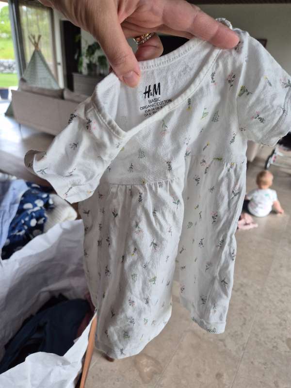 Vit klänning blommor HM