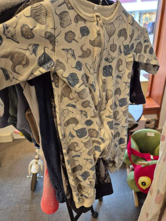 Fiskar pyjamas