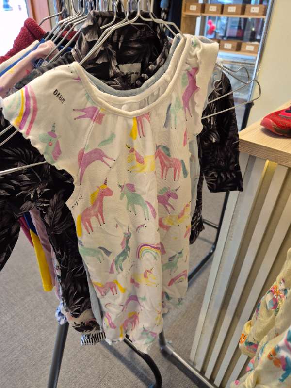 Byxdress enhörningar