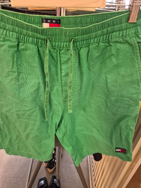 Gröna shorts Tommy