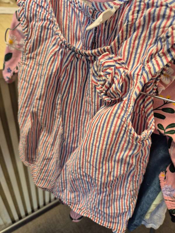 Randiga blå.vit röd