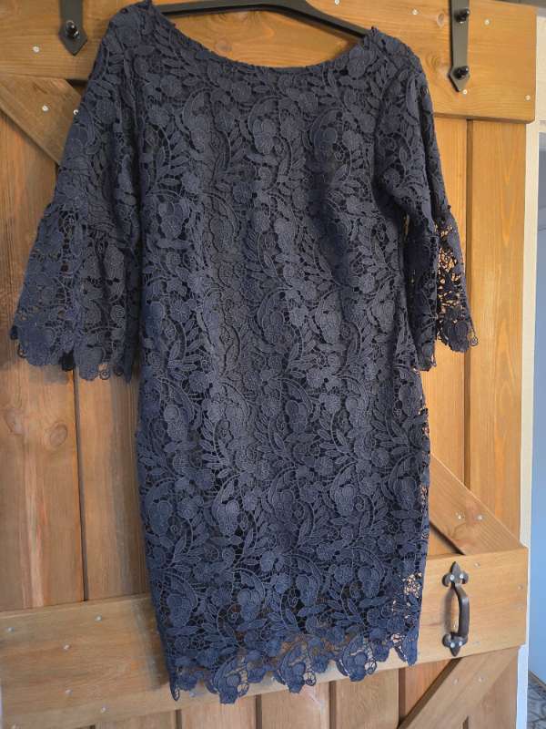 Ellos spetsklänning