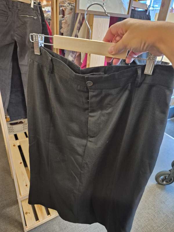 Tiger of Sweden svart kjol