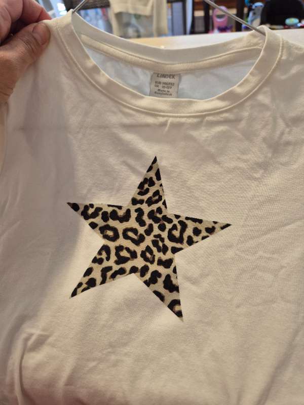 Lindex vit tshirt stjärna