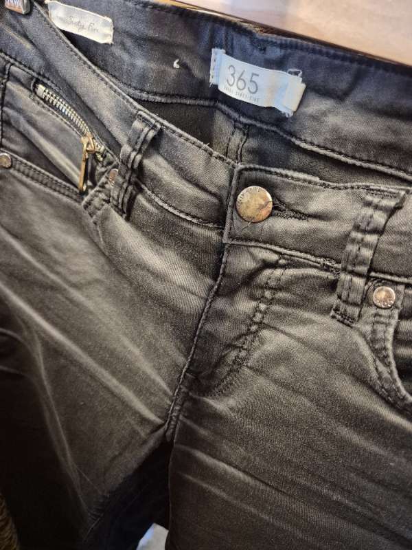 365 jeans