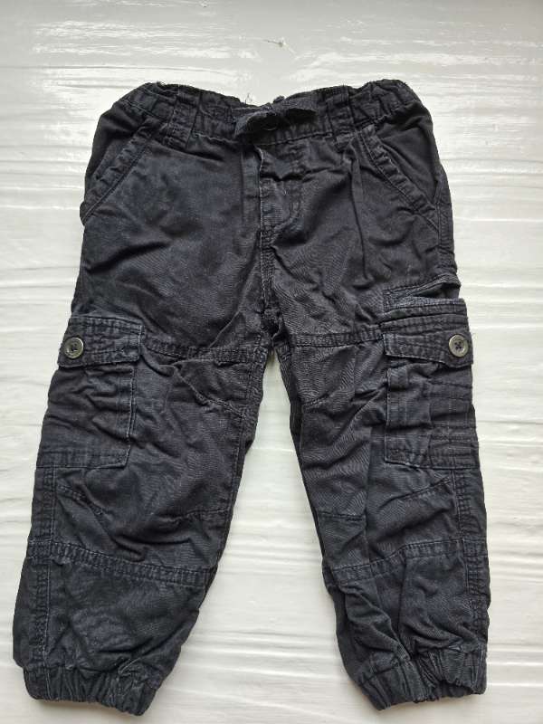 Svarta cargobyxor