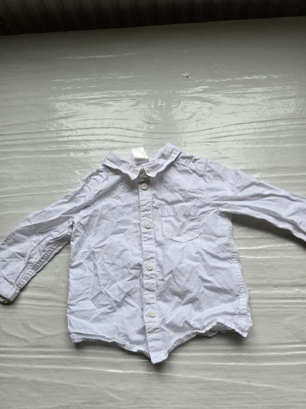 Vit långärmad skjorta