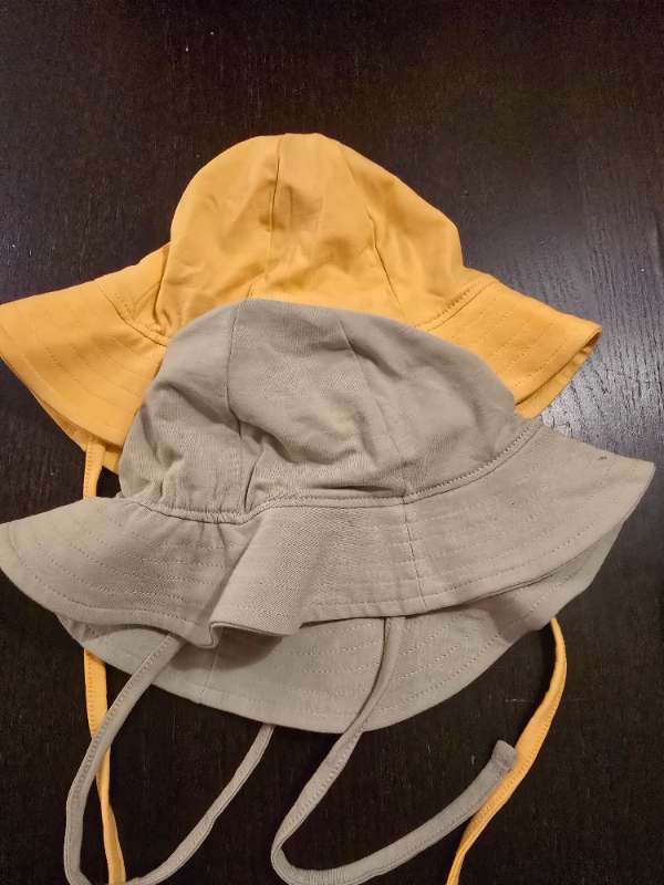 Grön och gul solhatt