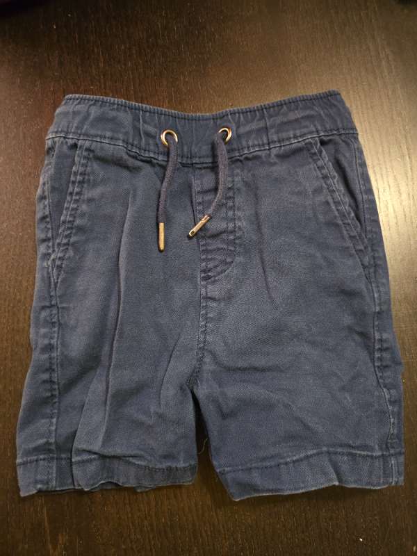Blåa jeansshorts
