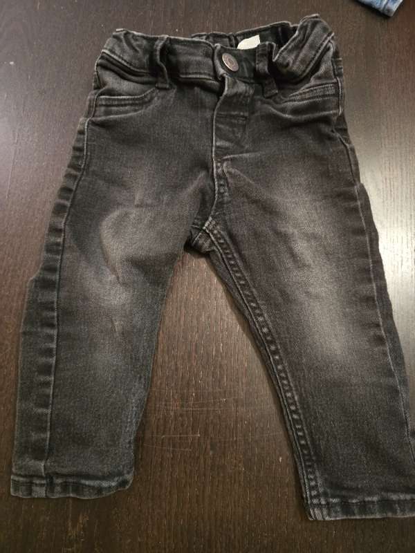 Svarta jeans