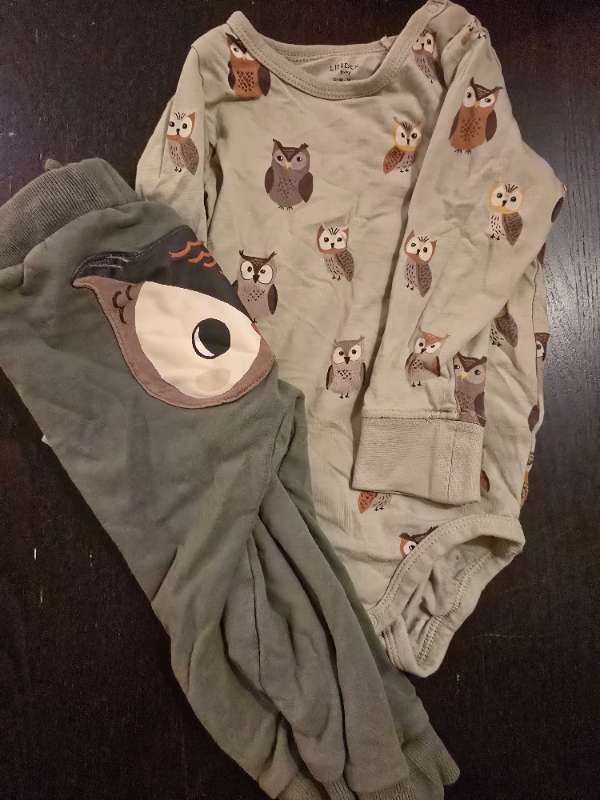 Set från Lindex med ugglor