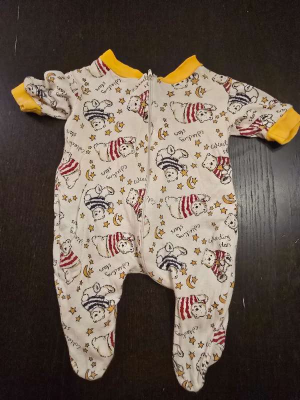 Gul/vit pyjamas med nallar