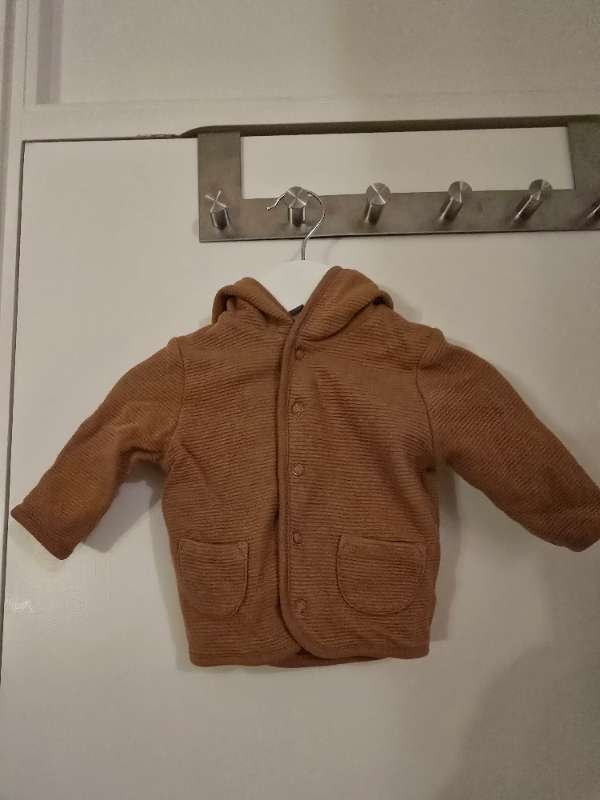 Brun jättefin vårjacka