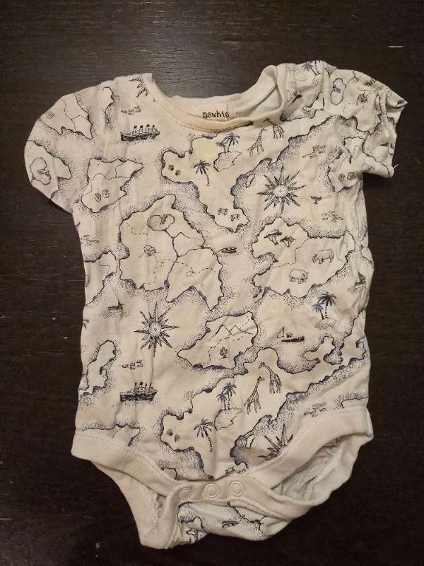 Newbie body med världsdelar