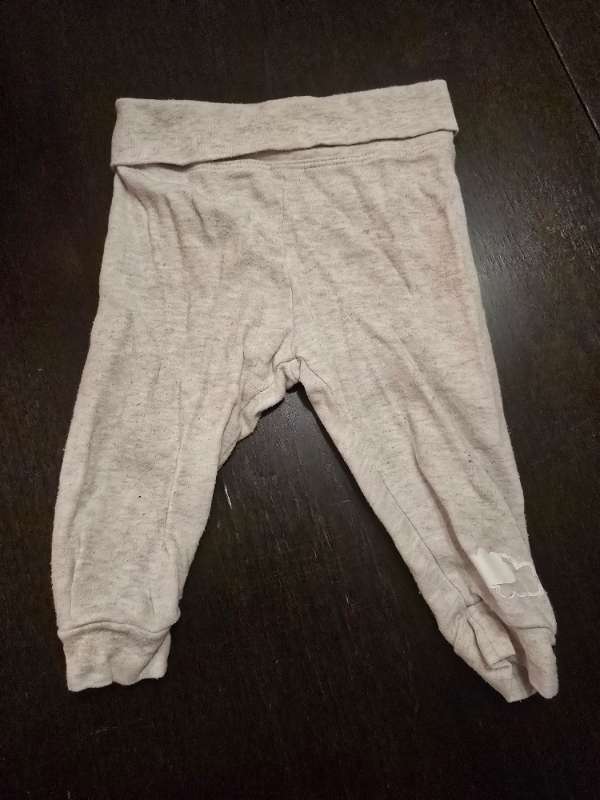 Gråa mjukisbyxor moln