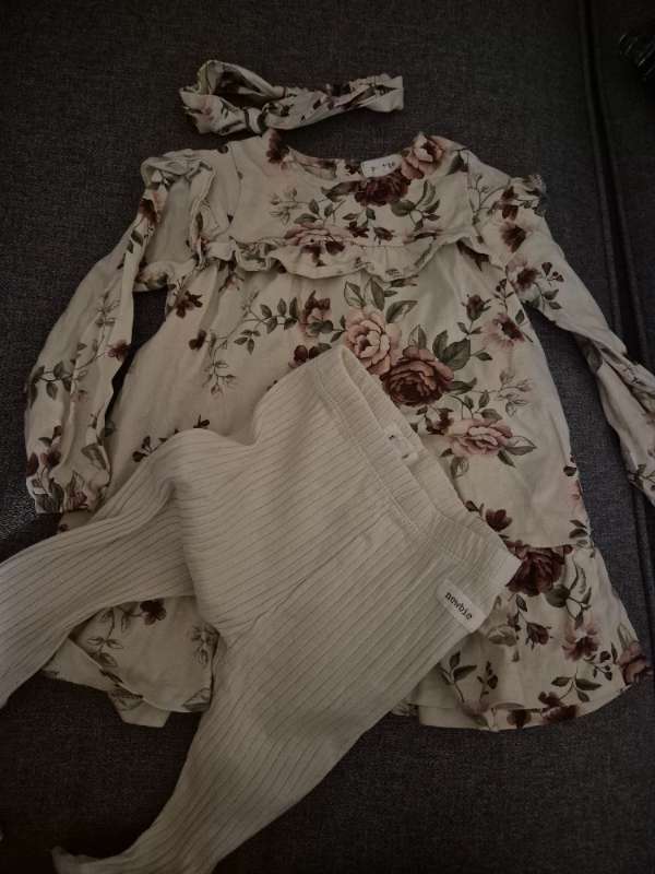 Klänning + leggins + hårband