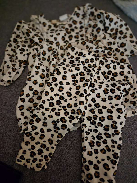 Klänning + leggins