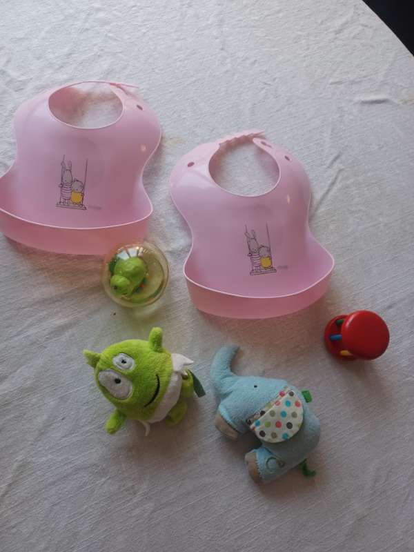 Leksak/ badlek/haklapp