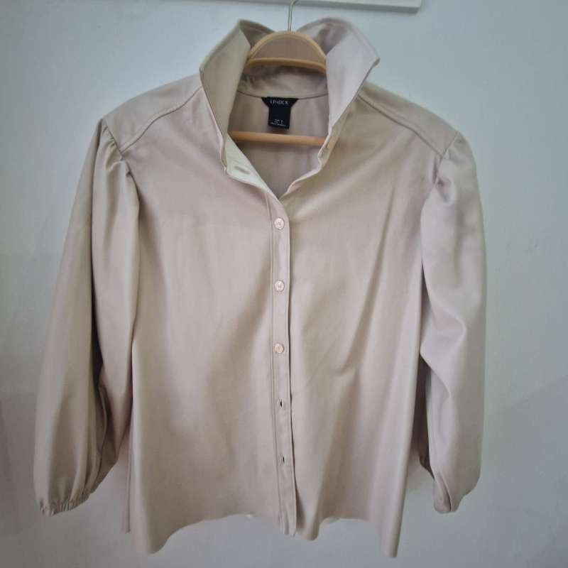 Skjorta skinnimitation