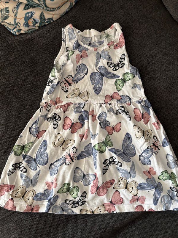 Klänning fjärilar vit