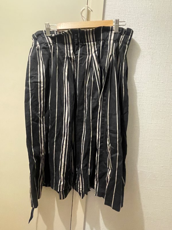 Vit och svart randig kjol HM