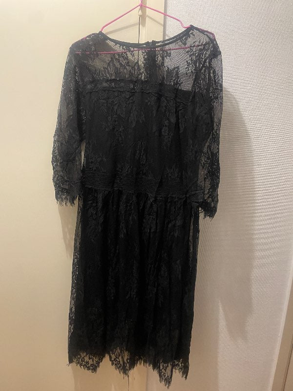 Svart spets klänning
