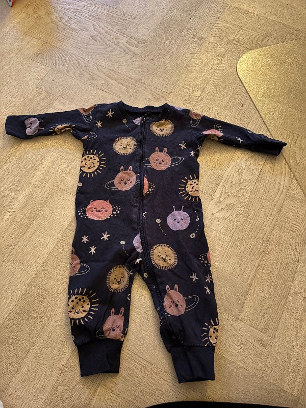Lindex planeter Pyjamas 68