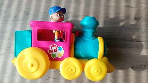 Cocomelon musical train