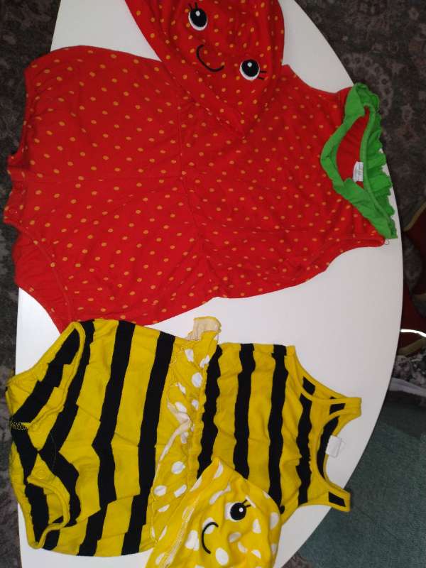 🐝🐝 och 🍓🍓