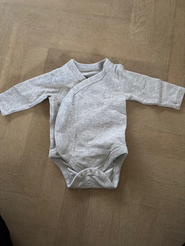 ICA Eco ribbad grå Body 68