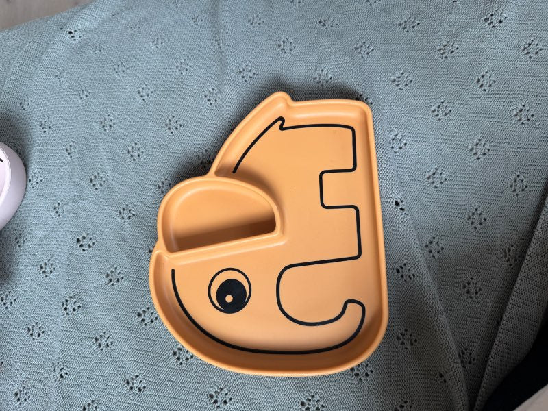 Done by deer tallrik