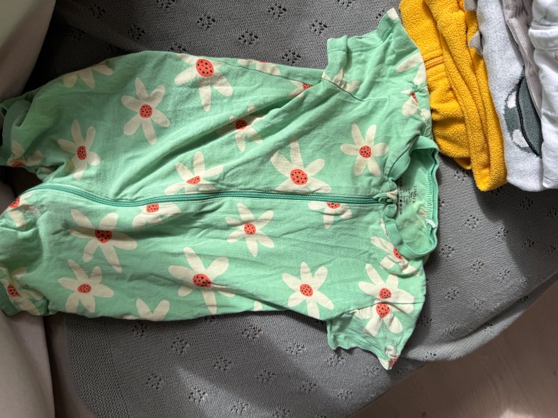 Kort pyjamas blommor