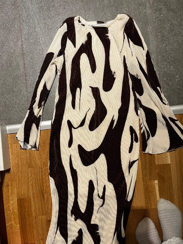 Svart/brun klänning shein