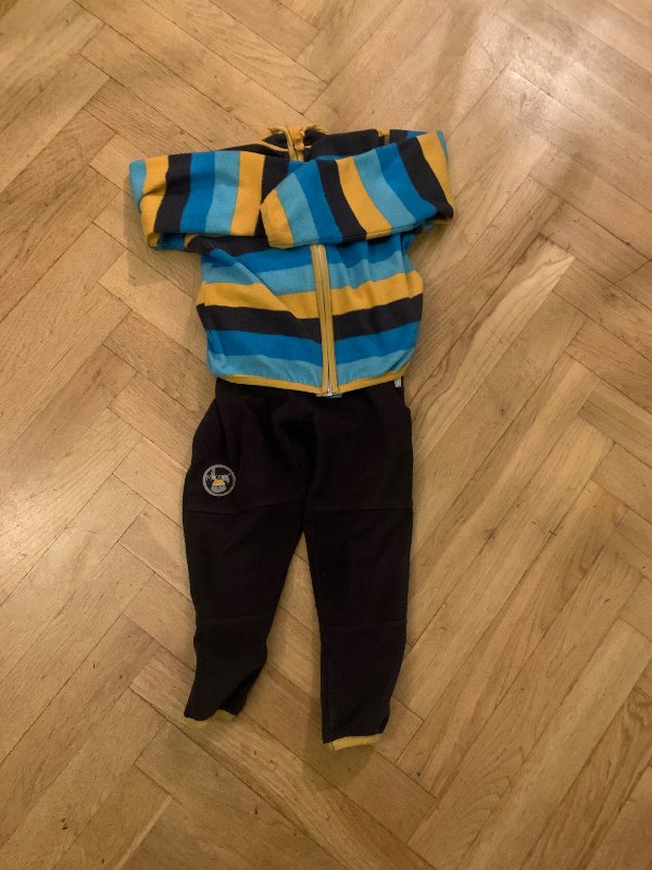 2-delat fleece set randigt