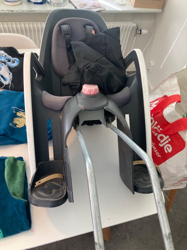 Cykelstöl 2 fästen o överdrag