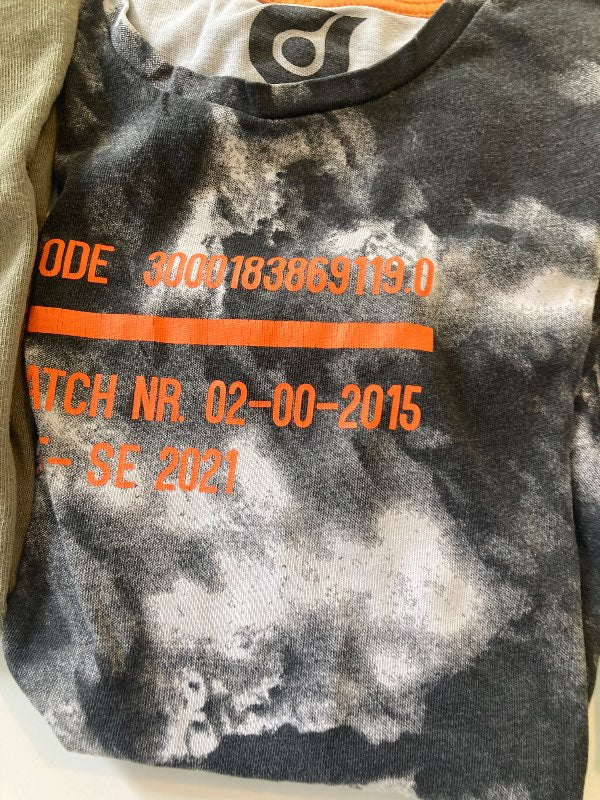T-shirt grå