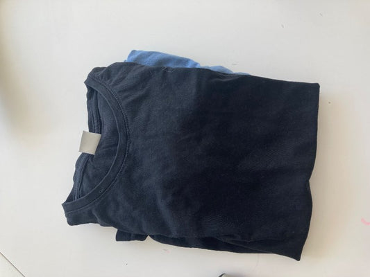 T-shirt svart