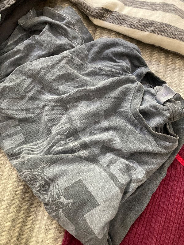 T-shirt grå långärmad