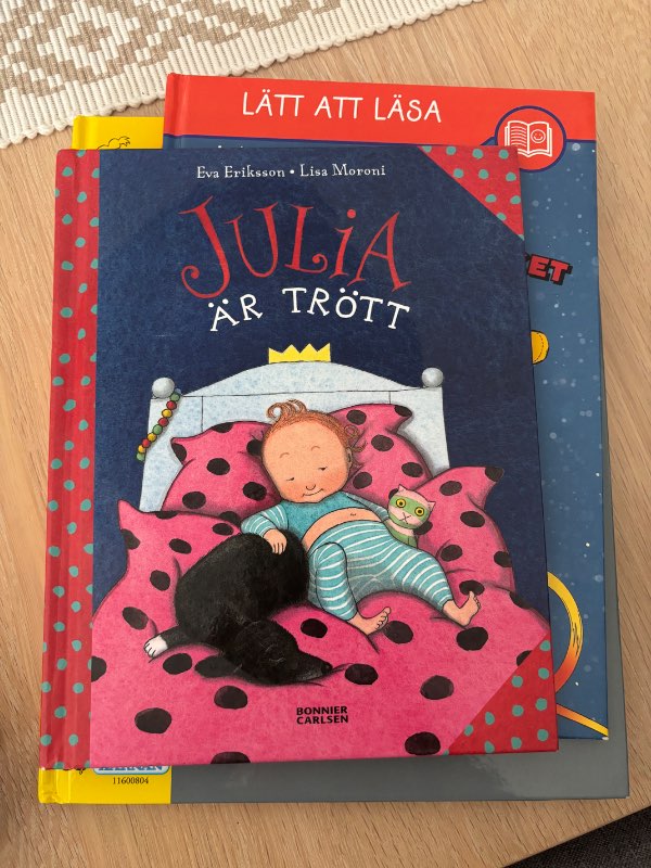 Julia är trött