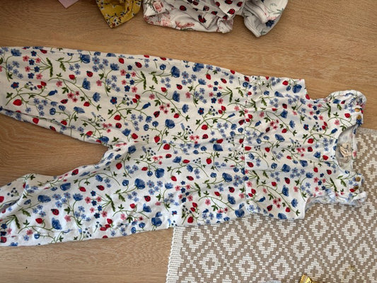 Byxdress blommor