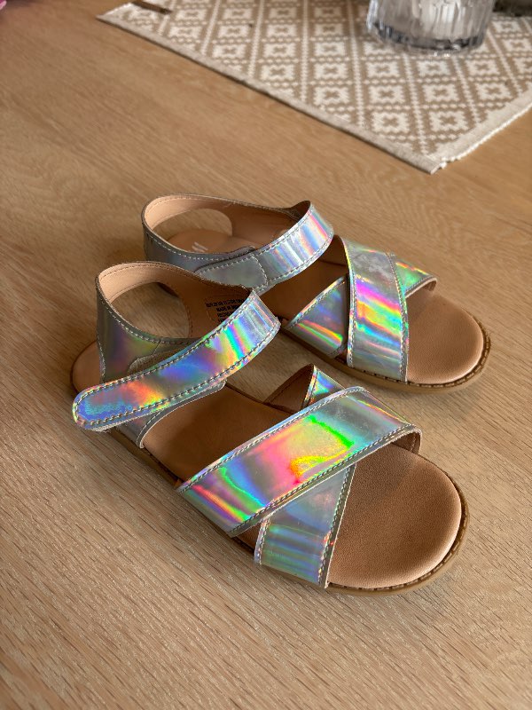 Metallikfärgad sandal