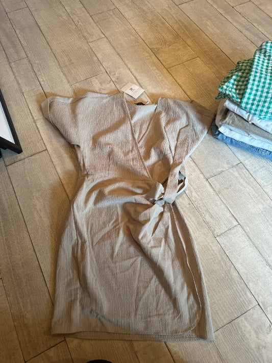 Beige klänning