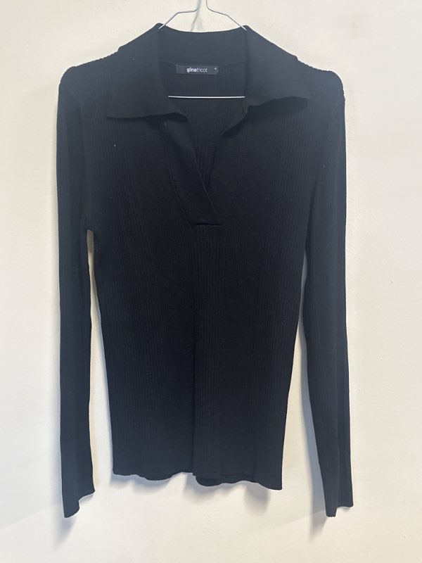 Ginatricot svart tröja