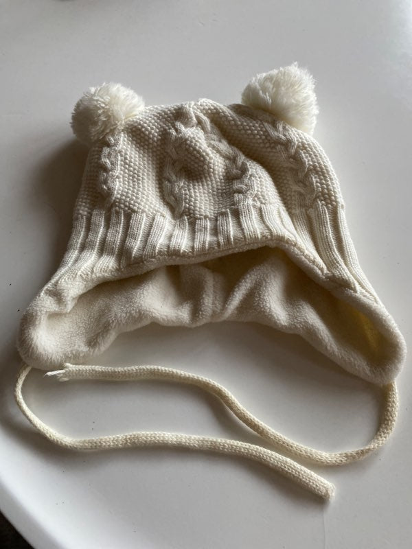 H&M mössa fleece vit