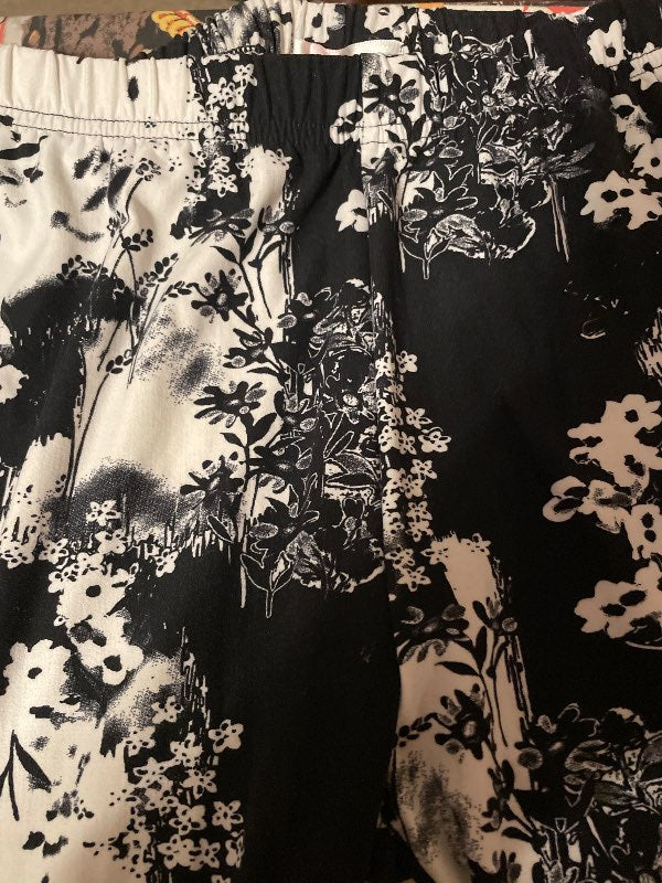 Nya svartmönstrade tights