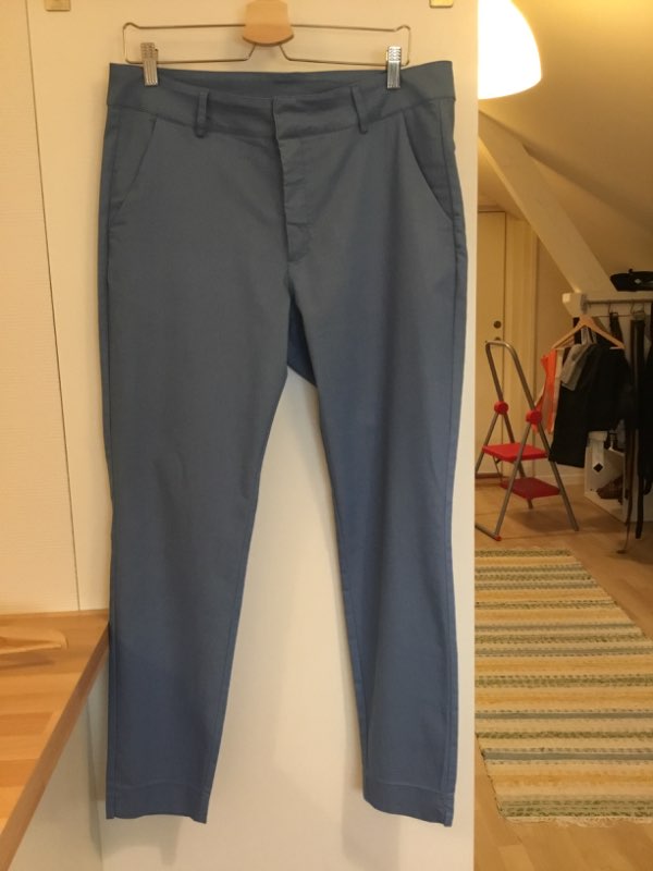 Duvblå chinos Kaffe