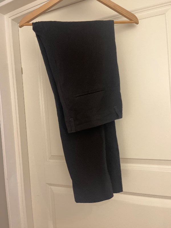 Svarta byxor kostym