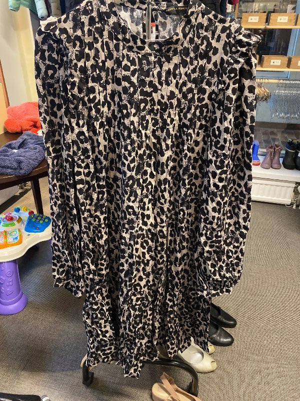 Pernilla wahlgren klänning